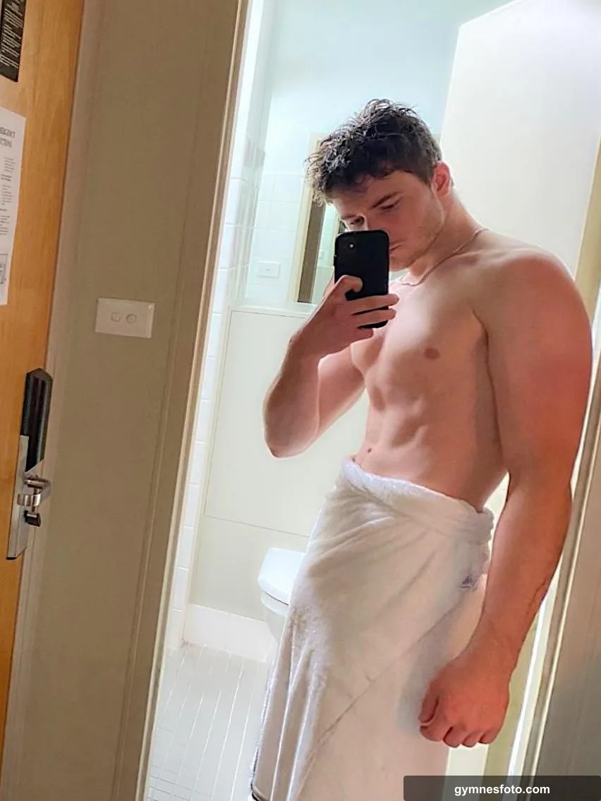 Towel on or off?