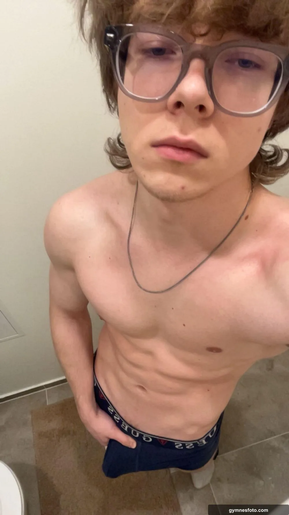 Need someone to kneel for me