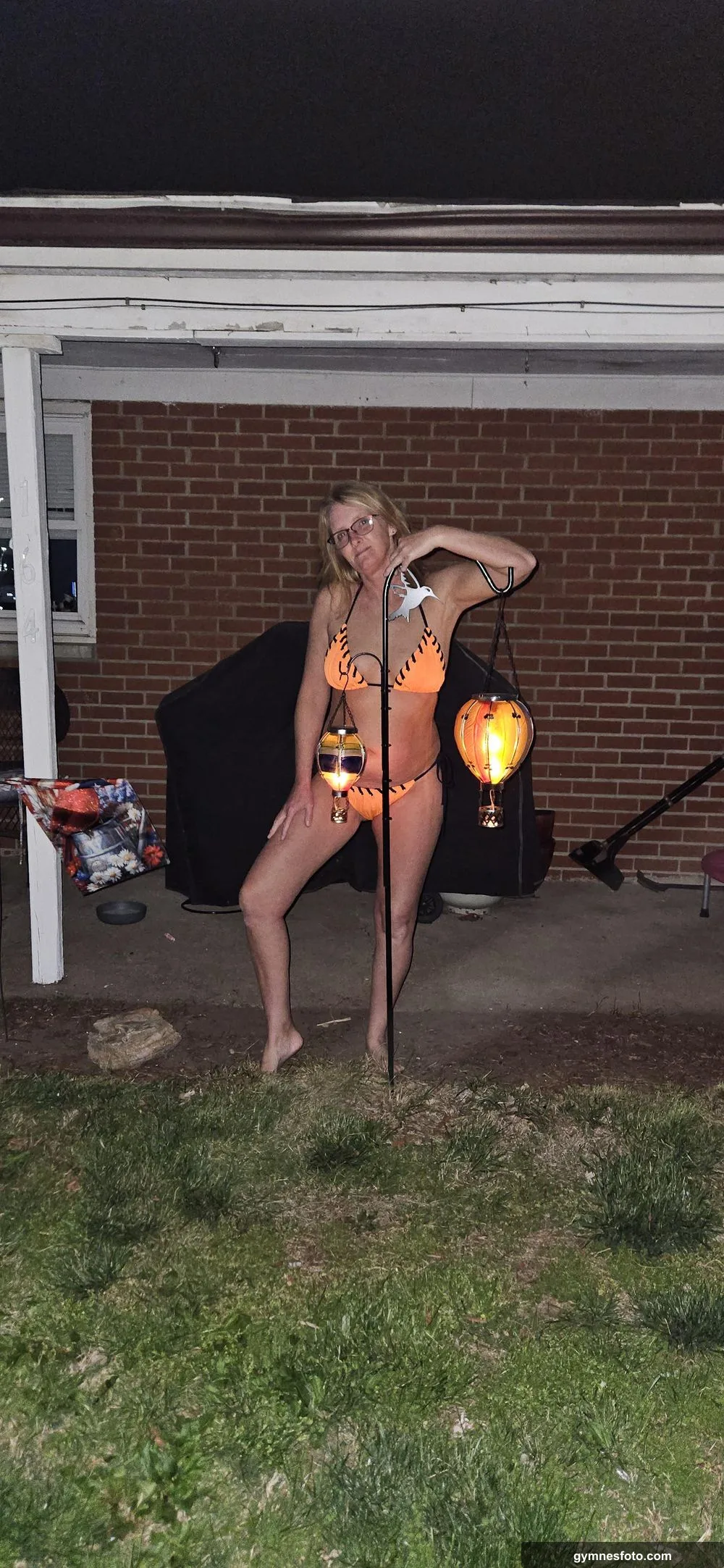 Wanna see my gilf balloons