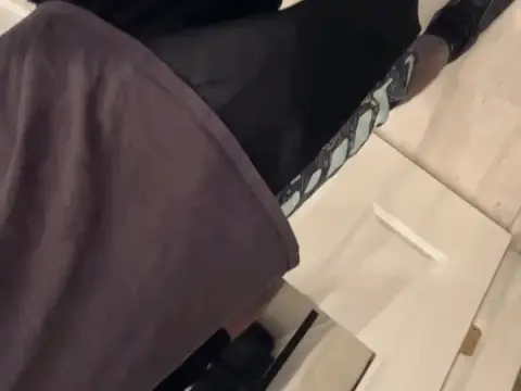 21 Gay